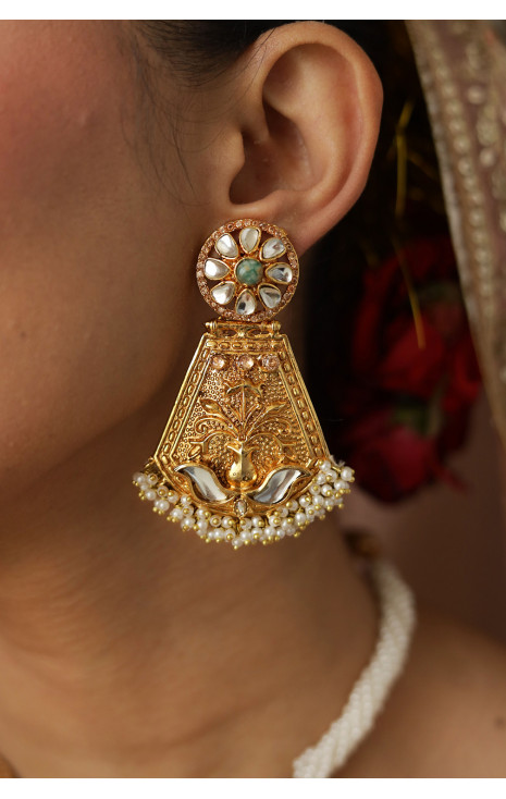 Areeba (Earrings) 